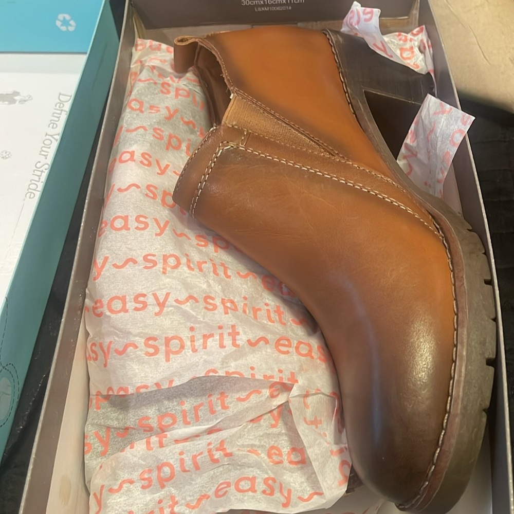 Easy spirit cosa leather slip on shoes new sz 12 M